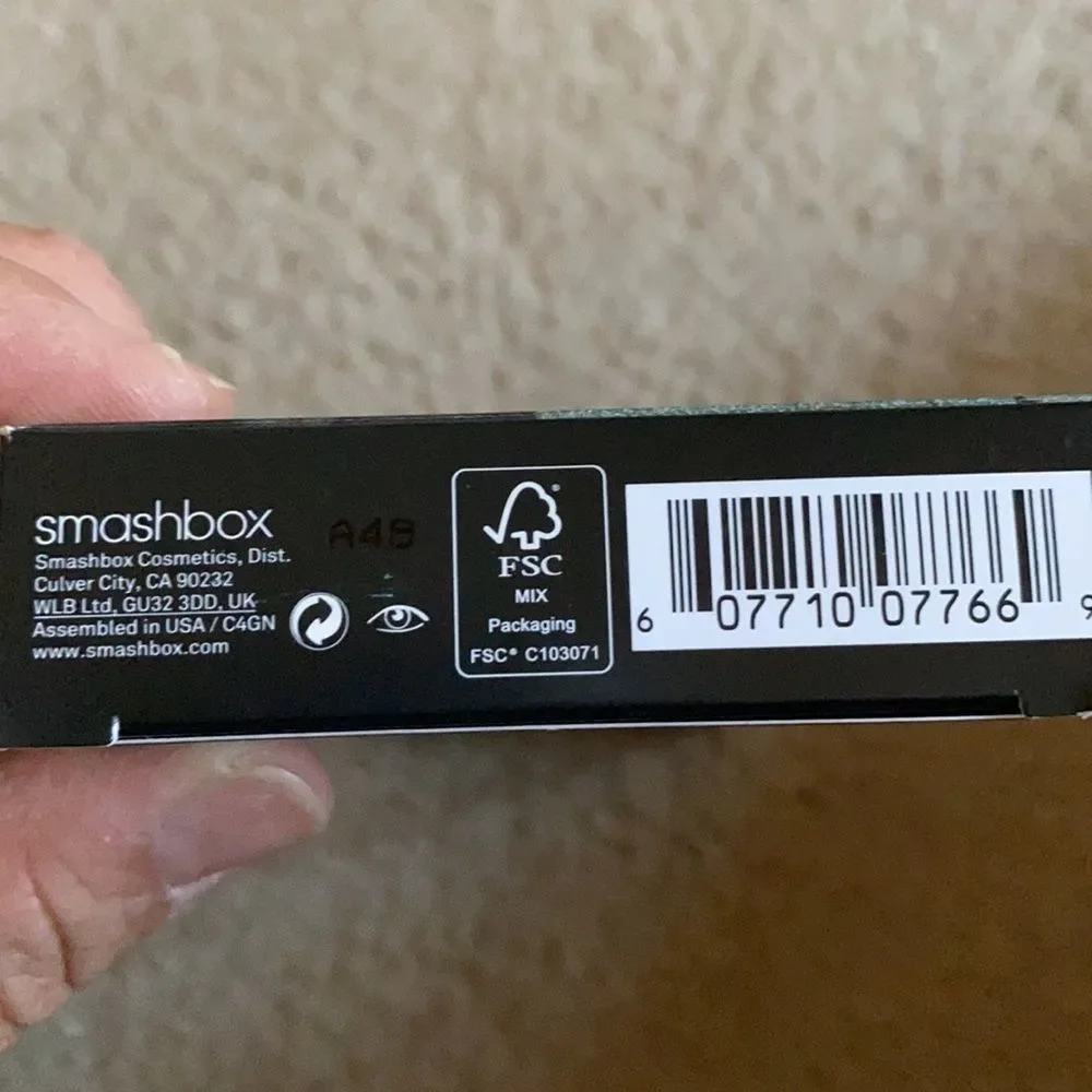 NWT Smashbox The Love Edit Romantic Eye Shawdow